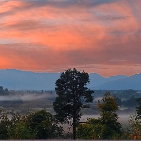 Nadurra But And Ben - Where The Ordinary Becomes Extraordinary Fort William Buitenkant foto
