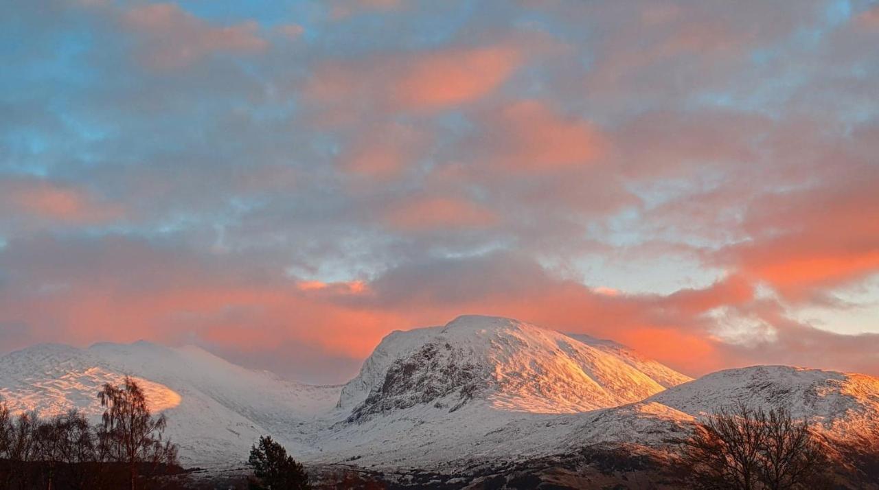 Nadurra But And Ben - Where The Ordinary Becomes Extraordinary Fort William Buitenkant foto