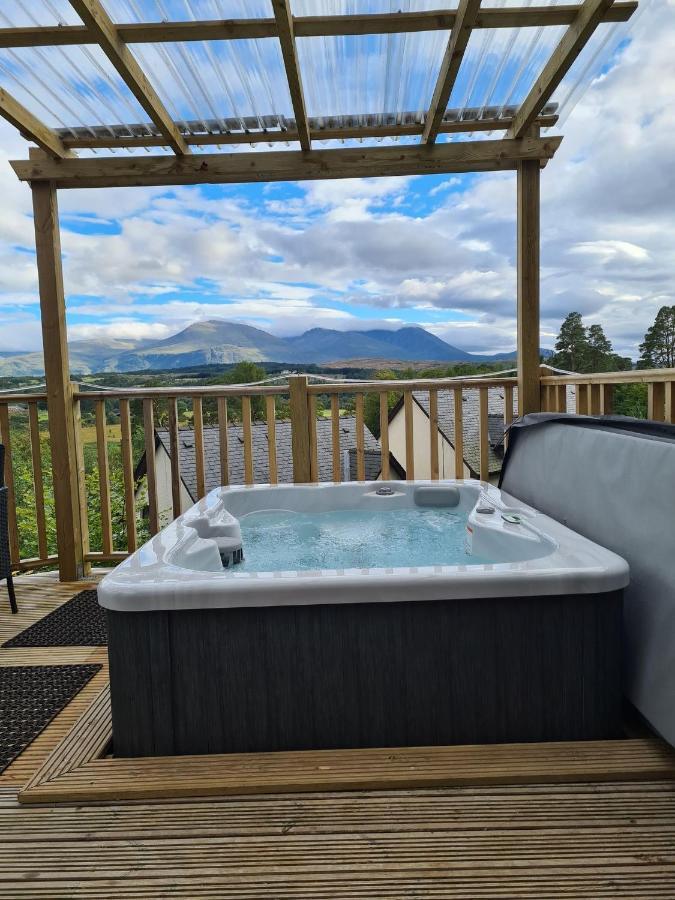 Nadurra But And Ben - Where The Ordinary Becomes Extraordinary Fort William Buitenkant foto